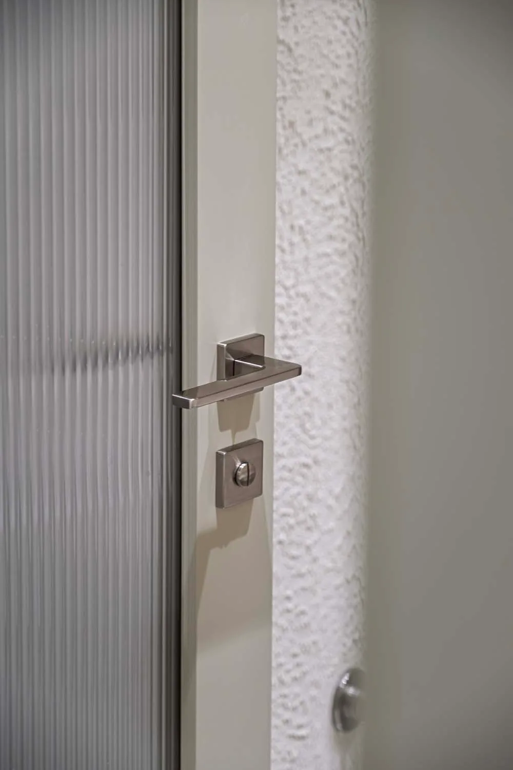 Sclinic kapı kolu detayı